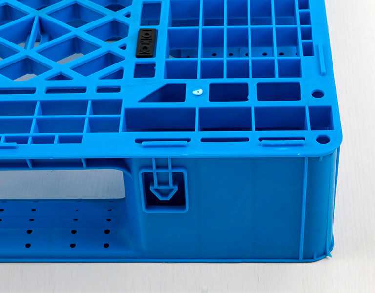 飞龙真人棋牌飞龙软件官网EU1208网格田字飞龙体育数据盘口飞龙棋牌下载